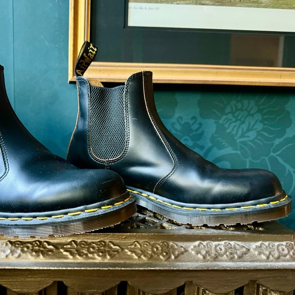 2976 VINTAGE MADE IN ENGLAND CHELSEA BOOTS (US MENS 10) - Picture 2 of 7